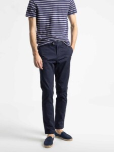 Pantalón chino azul marino de corte regular, PuroEgo