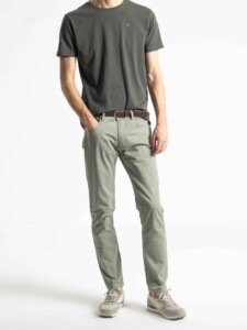 Pantalón verde oliva de cinco bolsillos, PuroEgo