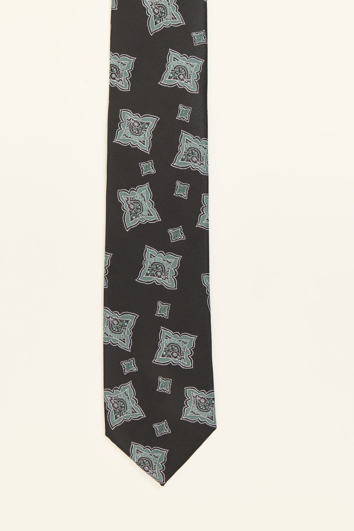 CORBATA DISEÑOS GEOMÉTRICOS NEGRA