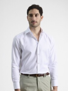 Camisa blanca de vestir PuroEgo en tejido twill con cuello italiano y puño abotonado