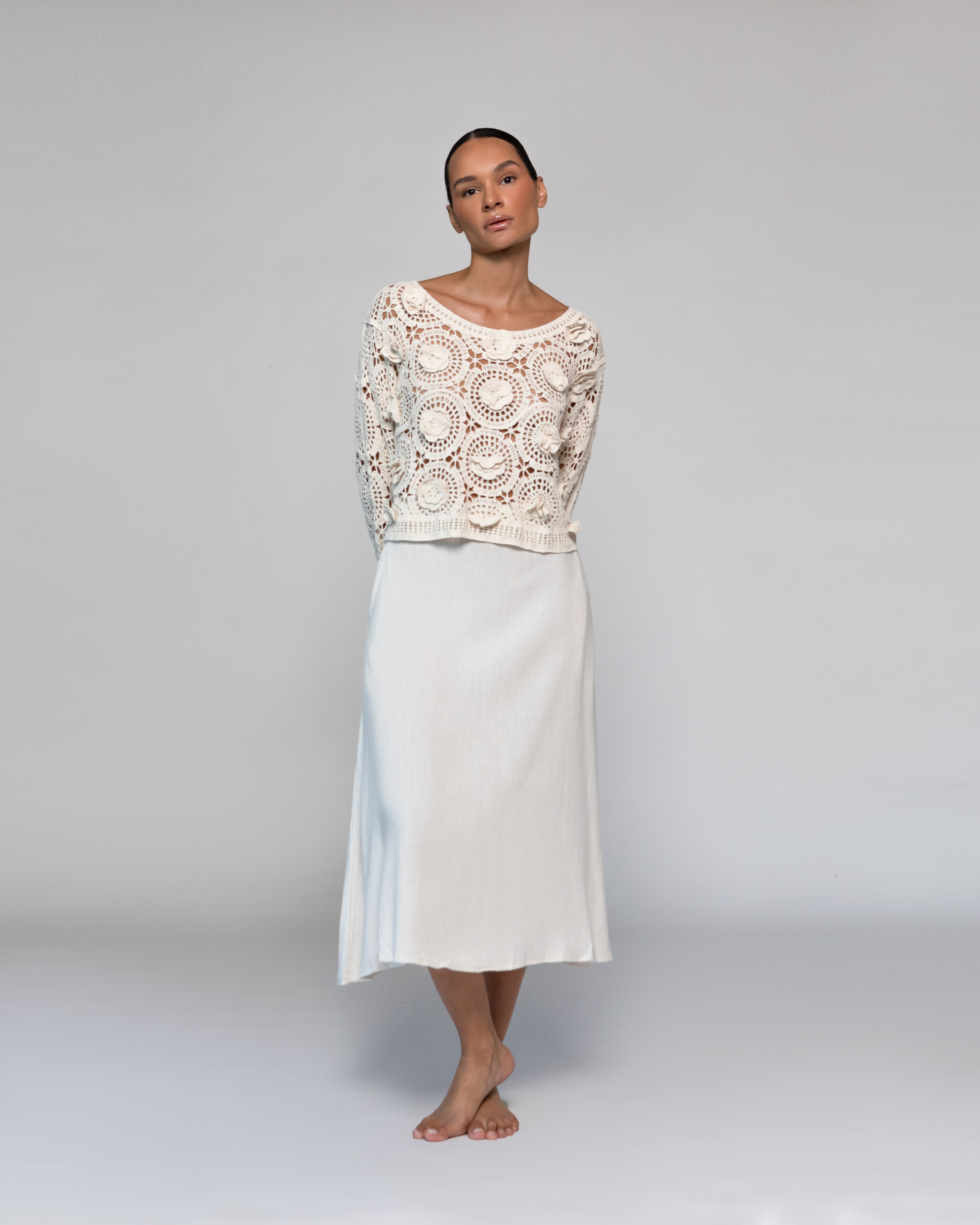 TEJIDO ROSAS BEIGE