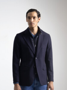 Blazer azul marino PuroEgo con chaleco interior desmontable y solapa de muesca