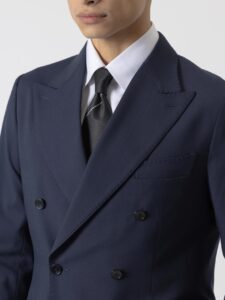 traje cruzado 6x2 azul marino · solapa y pecho