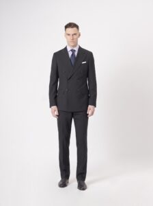 traje cruzado 6x2 negro · cuerpo entero
