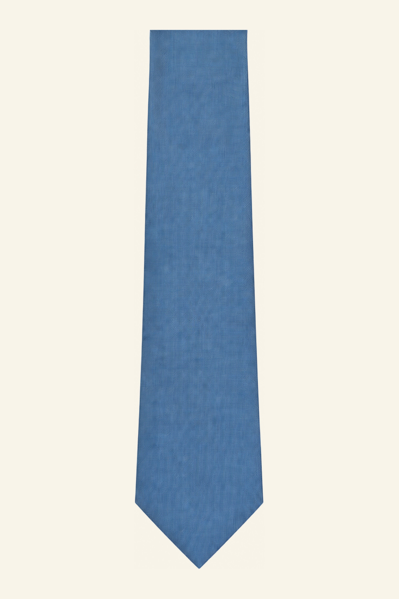 Corbata azul acero de PuroEgo, extendida
