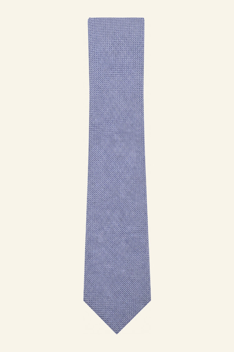 Corbata celeste de PuroEgo, extendida