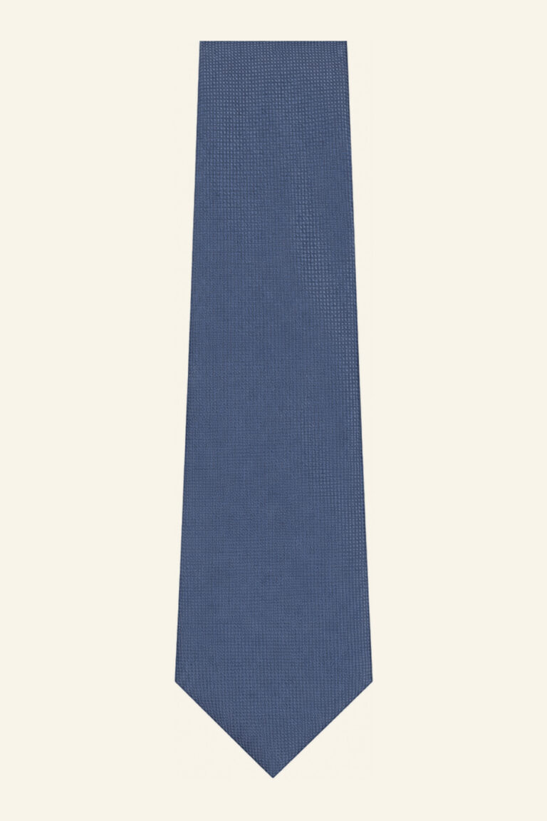 Corbata azul de PuroEgo, extendida